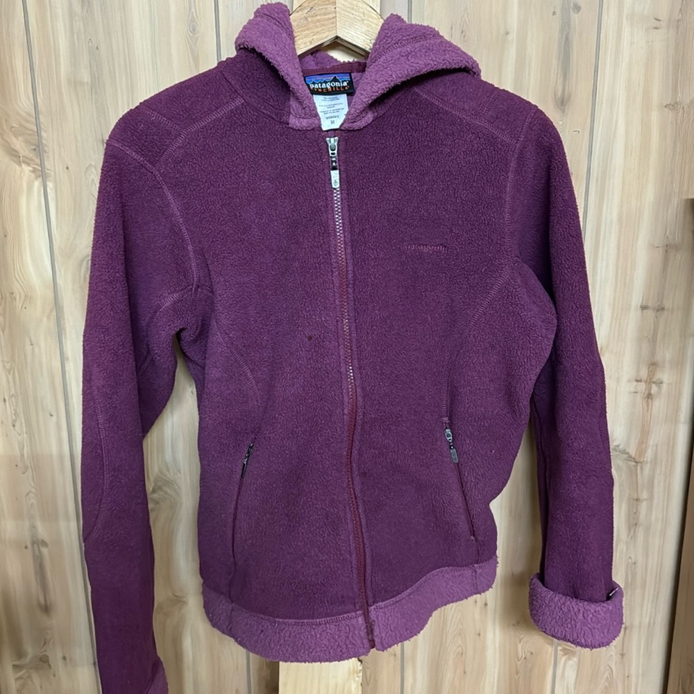 Patagonia purple hooded fleece jacket
